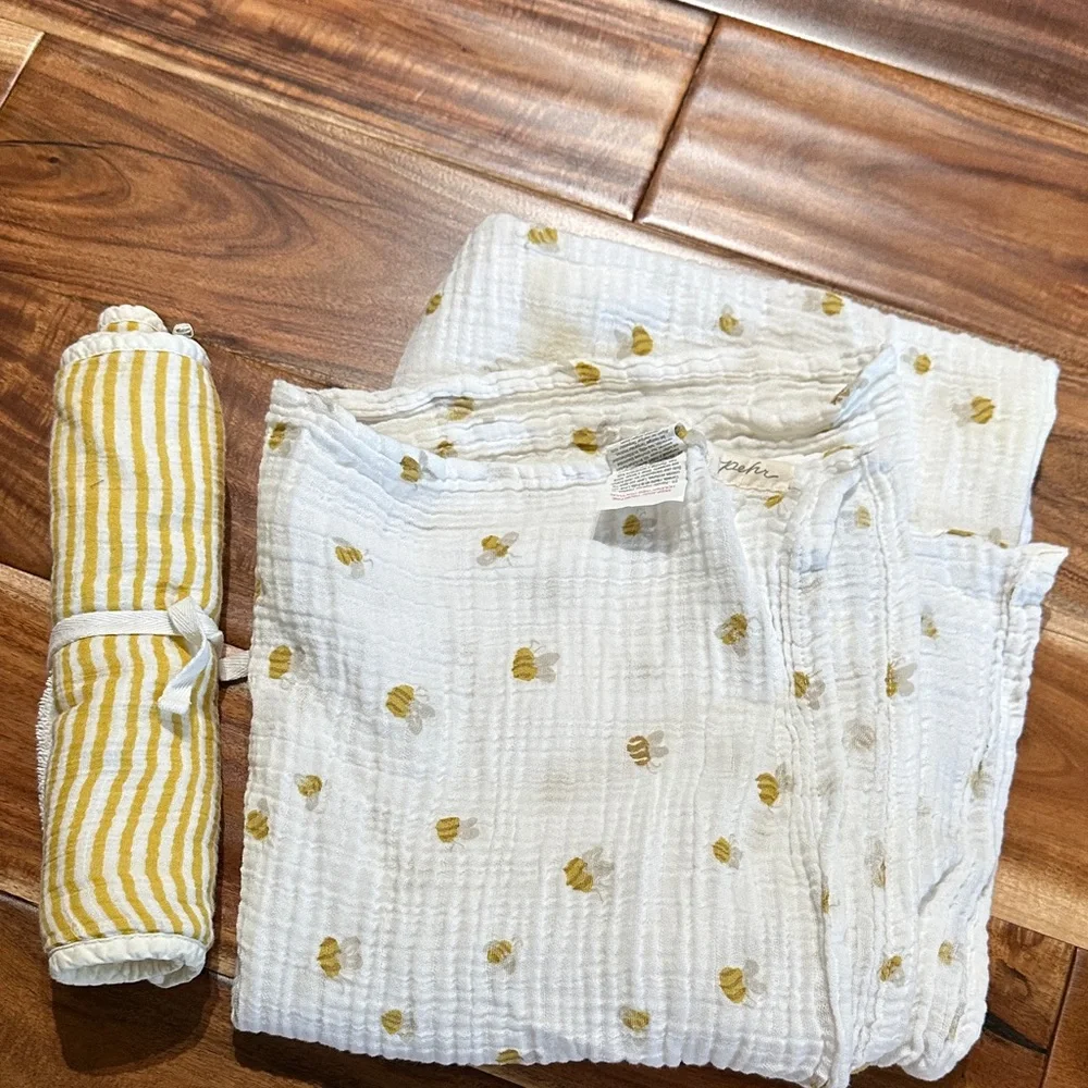 Pehr Swaddle and Burp Cloth Set in Mustard Bee Print - Kids Accessories
